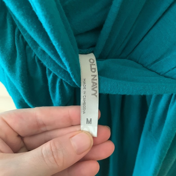 Old Navy cross front and back flowy tank top. Size Medium. Teal. - Picture 2 of 3